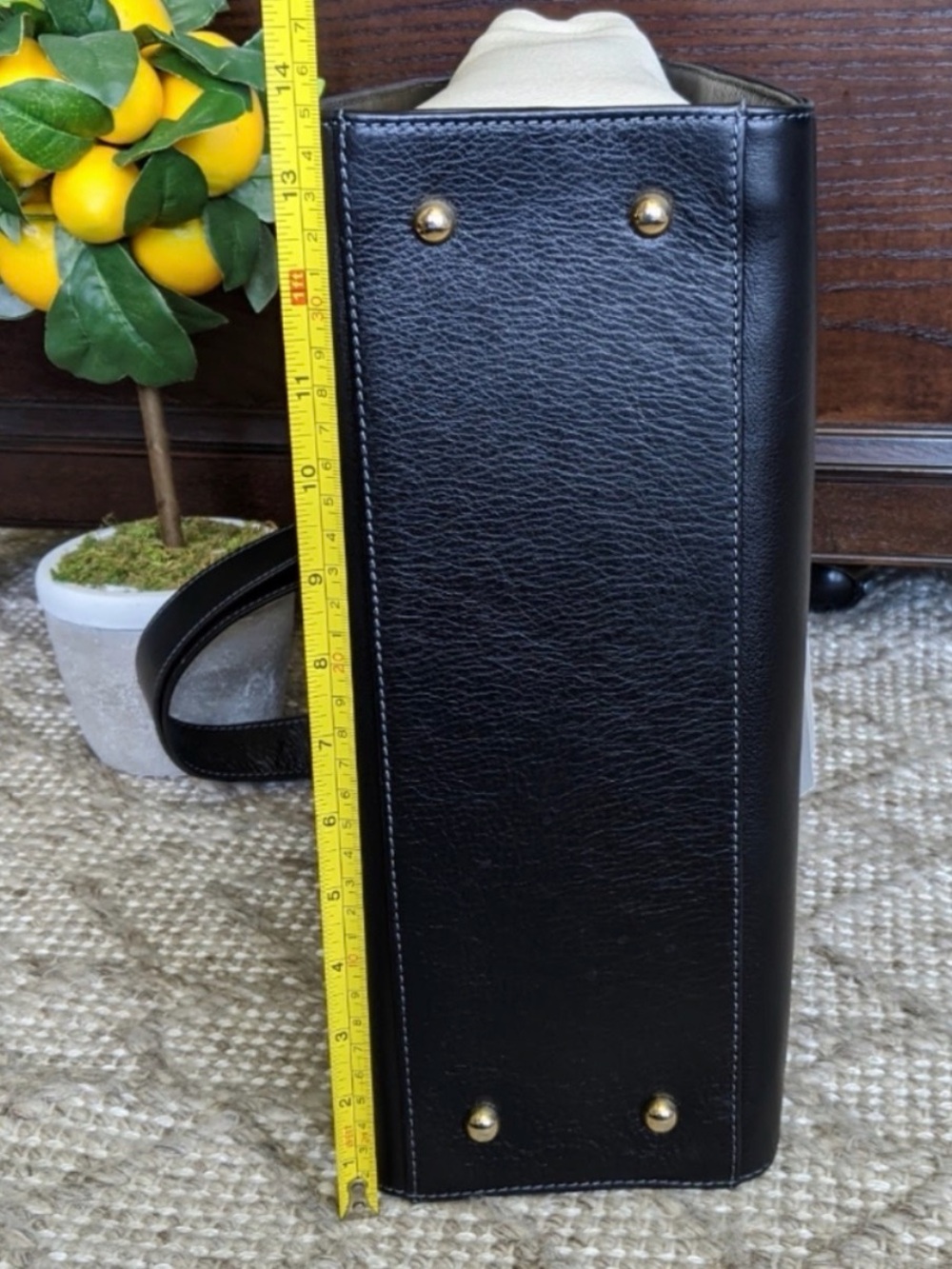 Kelly Tooke Designer Black and Cream Leather Tote Bag - Picture 12 of 13